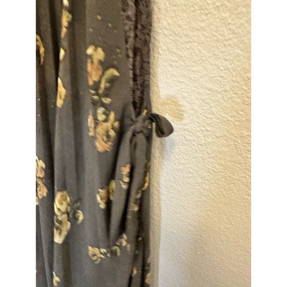 Free People Gray floral Dress, Women’s size XSmall, ties at side, D27 - Picture 4 of 8